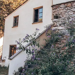 Le Petit Chateau , Vezzi Portio Italie